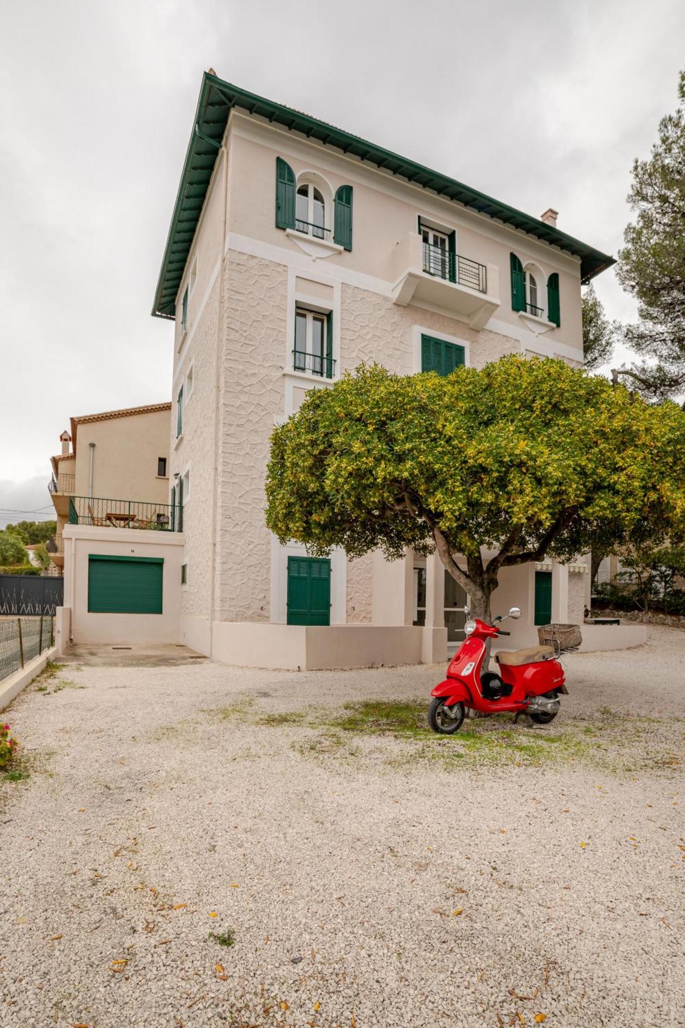Cocon Comfortable Vue Mer, Clim Et Parking Sanary-sur-Mer Extérieur photo