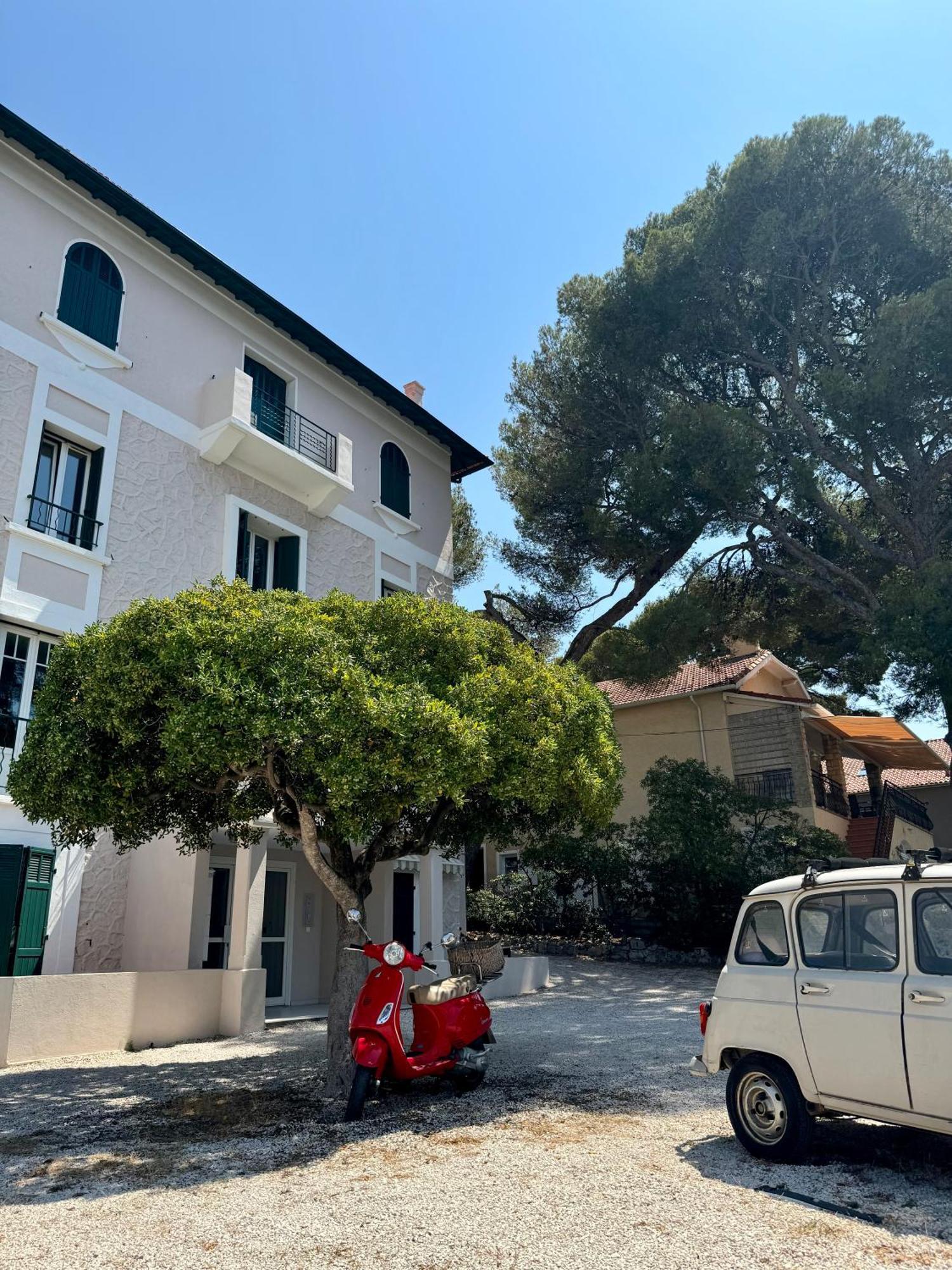 Cocon Comfortable Vue Mer, Clim Et Parking Sanary-sur-Mer Extérieur photo